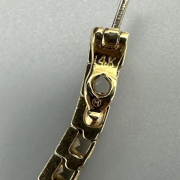 14k Gold and Natural Diamond Bracelet - Picture 4 of 5